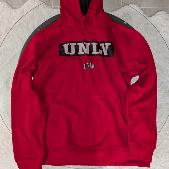 NWT UNLV Red Hoodie medium - Picture 3 of 5